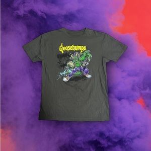 Men’s L Goosebumps Graphic T-Shirt
